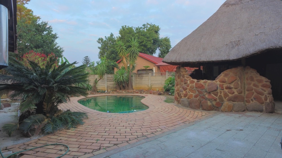 4 Bedroom Property for Sale in Bodorp North West